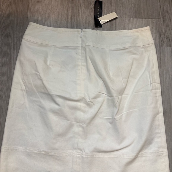 Talbots Petite White Skirt – Size 10P (New With Tags) BIN1013 - Picture 4 of 4
